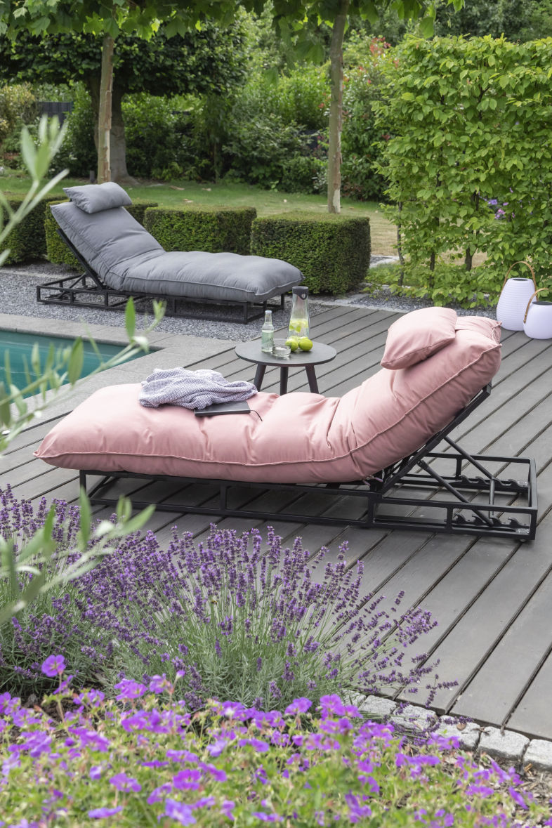 Outdoor-Liege LUNEN am Pool SCHÖNER WOHNEN-Outdoor
