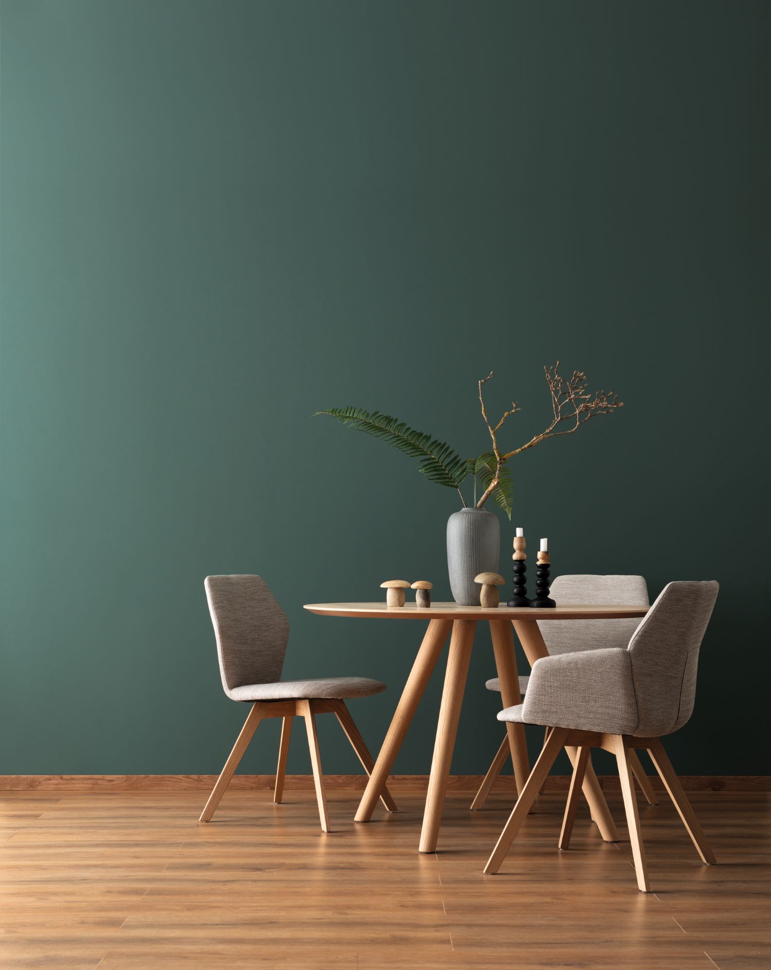 Zimmer in waldgrüner Designfarbe SCHÖNER WOHNEN-Designfarbe