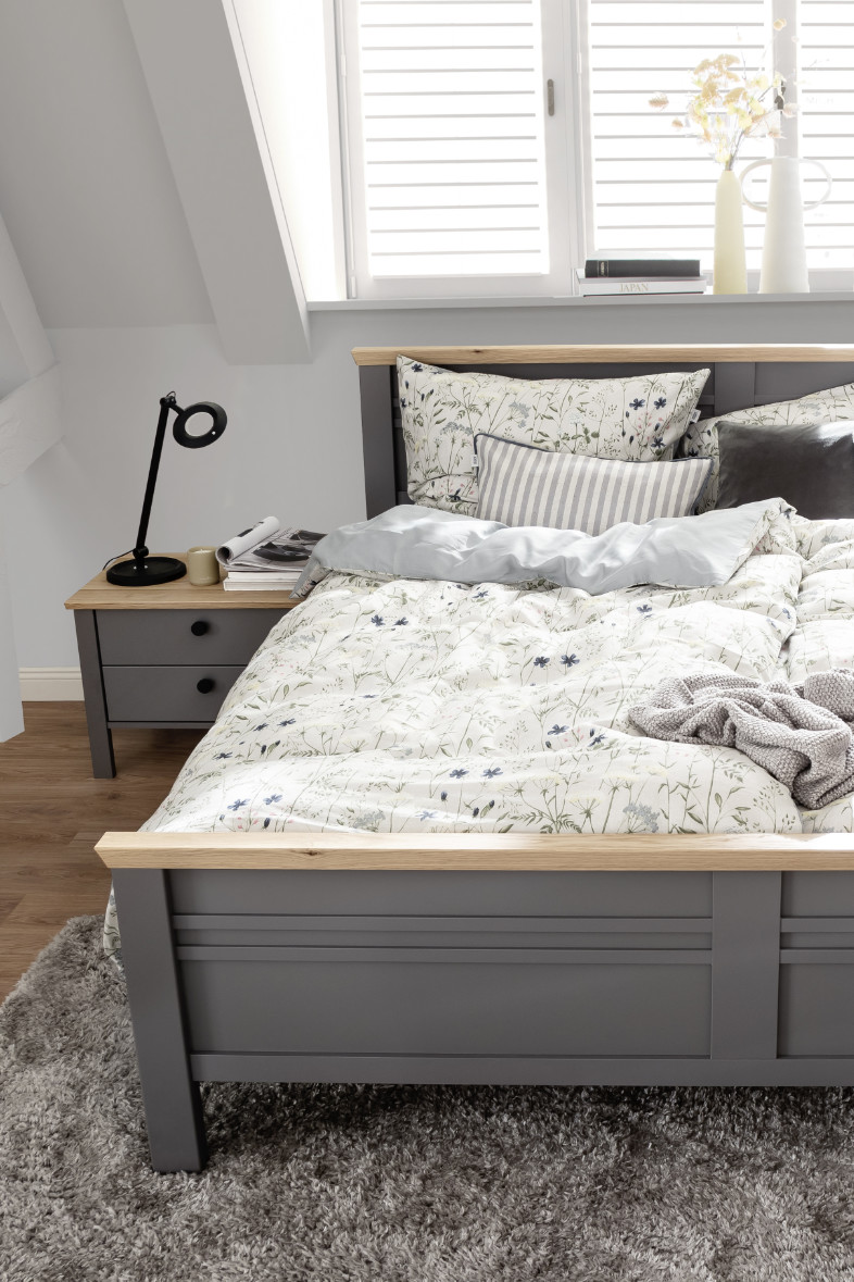 Bett Dunkelgrau SCHÖNER_WOHNEN_Kollektion_LandhausTextilien