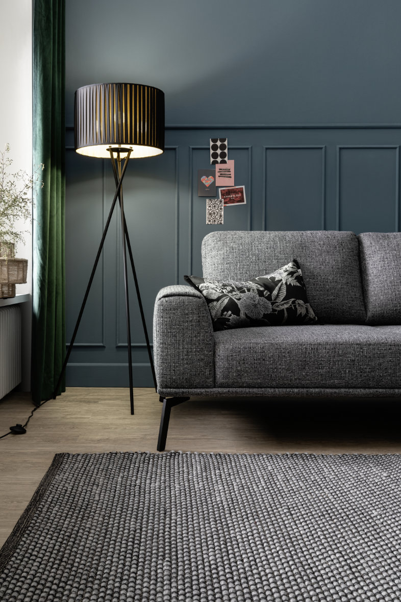 Stehleuchte CREASE im Wohnzimmer SCHÖNER WOHNEN-Ab aufs Sofa