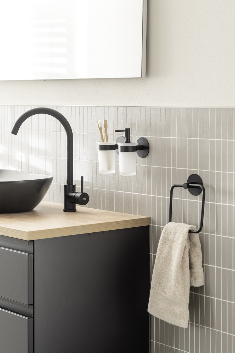 Helles Bad SCHOENER_WOHNEN_Mini-Make-Over