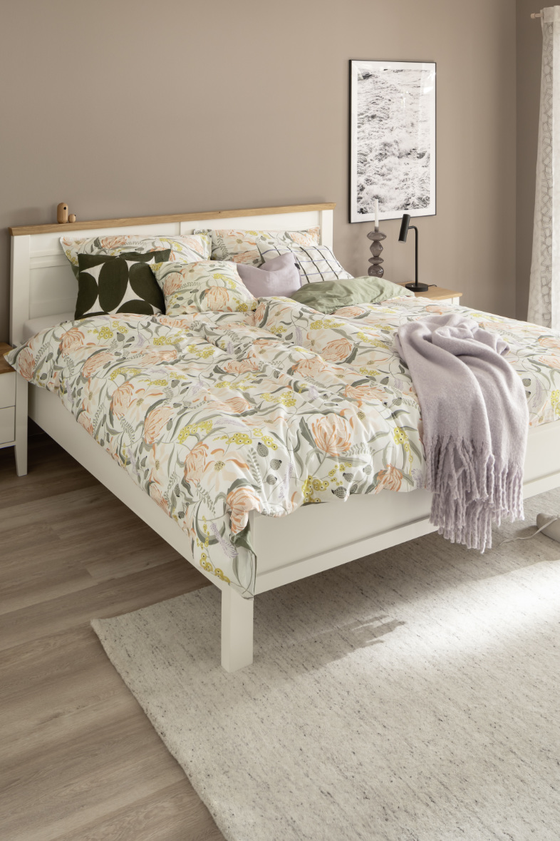 Schlafzimmer florale Bettwäsche Apricot SCHÖNER_WOHNEN_Kollektion_RosaRot