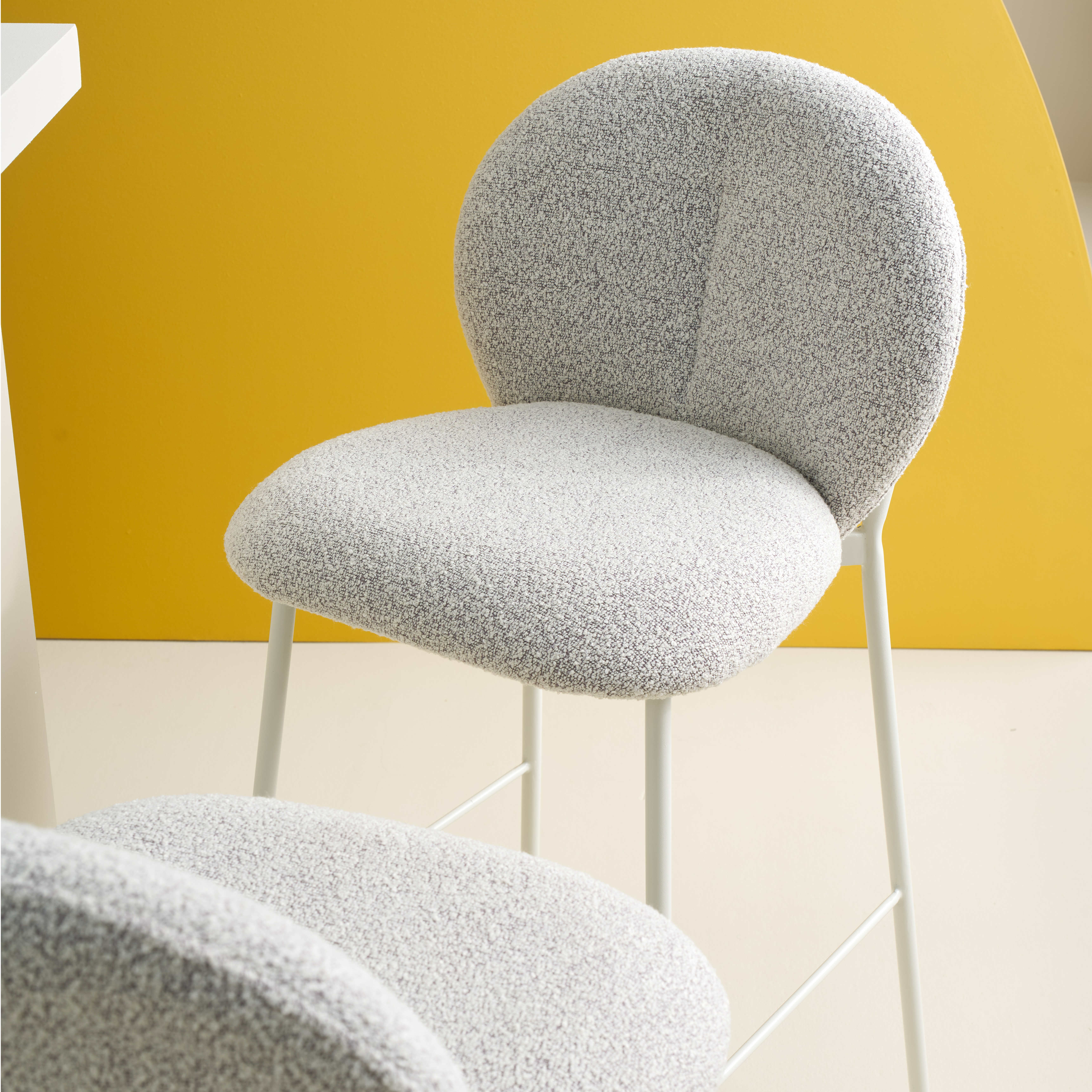 SCHÖNER WOHNEN - Stühle