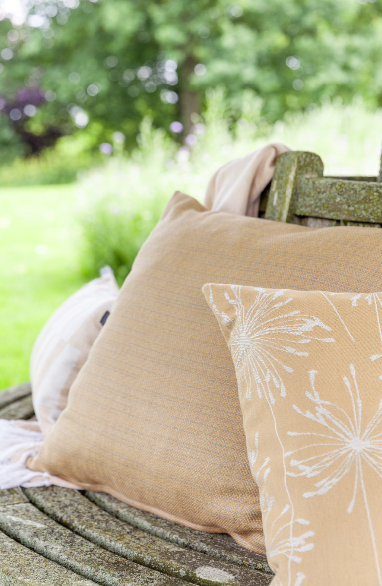 Outdoor Textilien SCHÖNER_WOHNEN_Kollektion SommerinSicht