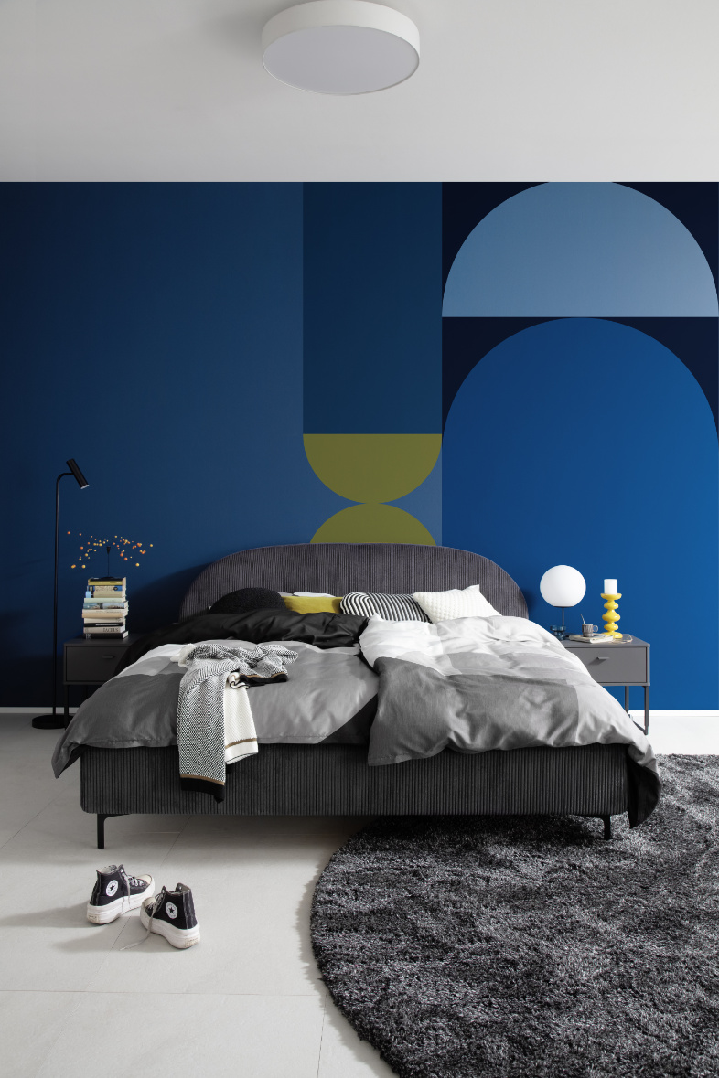 Modernes Schlafzimmer in blau-grau mit Teppich HEAVEN SCHOENER WOHNEN-Teppich HEAVEN
