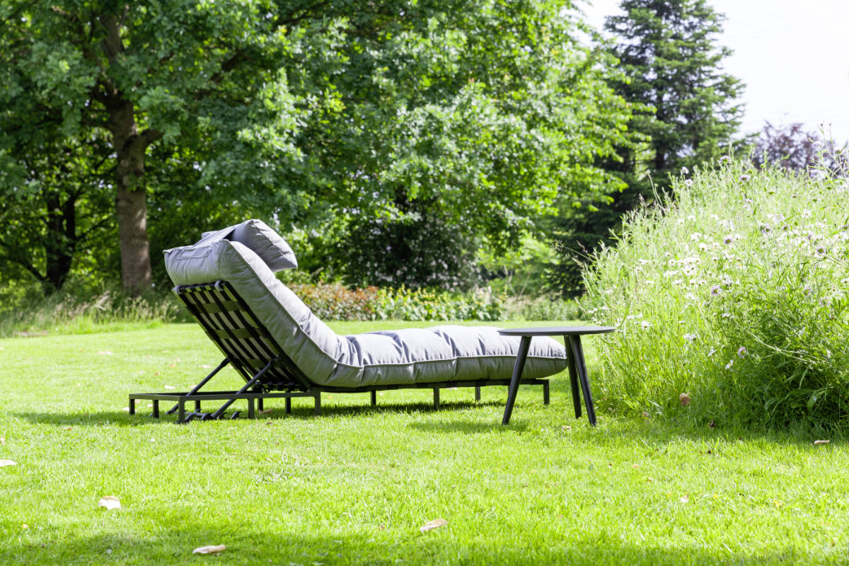 Outdoor Liege SCHÖNER_WOHNEN_Kollektion SommerinSicht