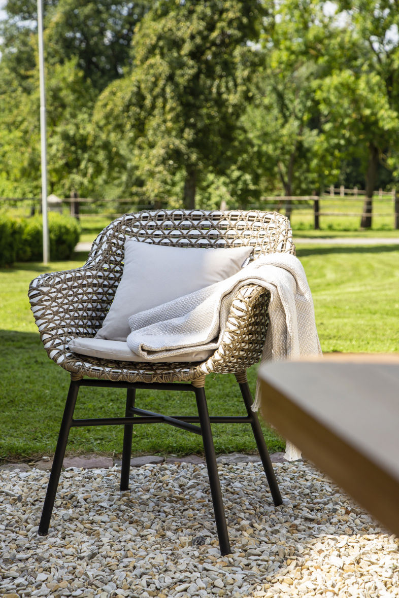 Stuhl SABA mit Kissen und Decke SCHÖNER WOHNEN-Outdoor