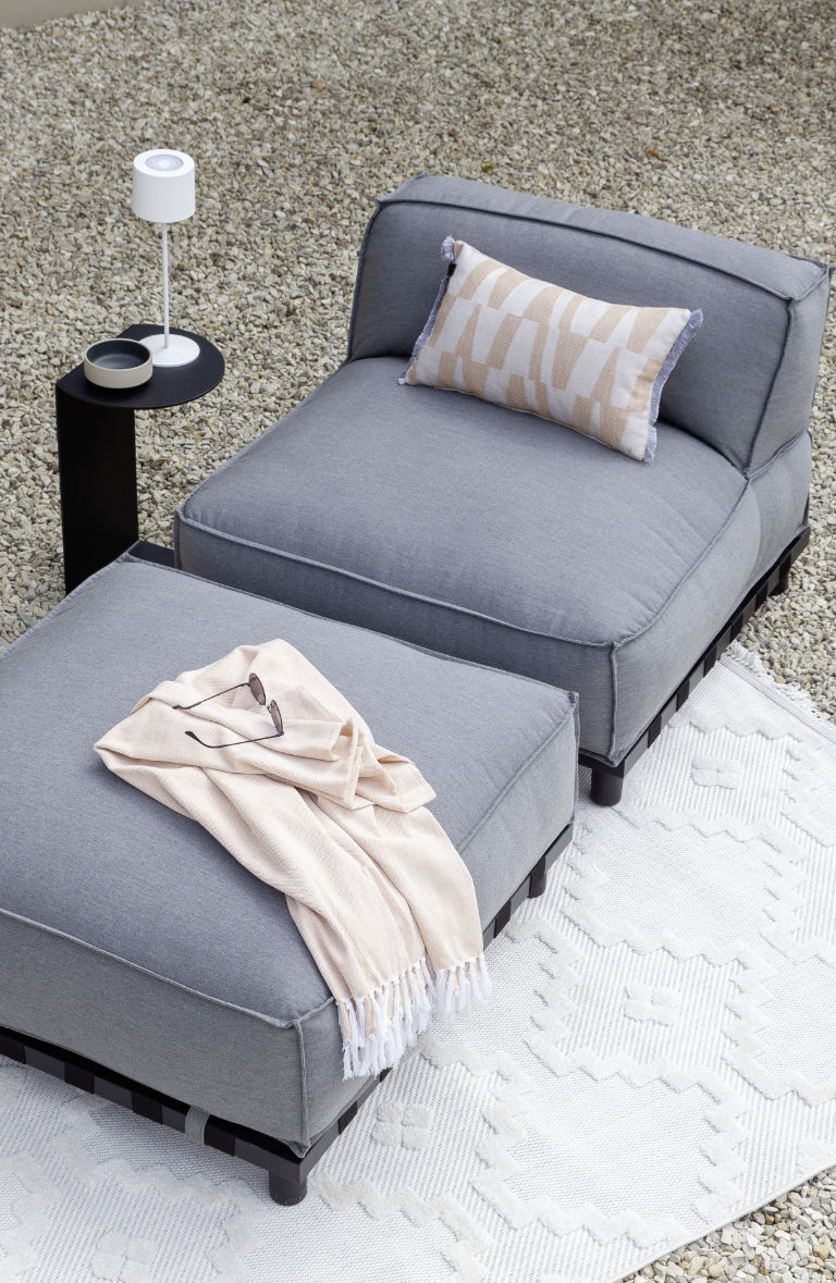 Kissen und Decke SCHÖNER_WOHNEN_Kollektion_OutdoorTextilien