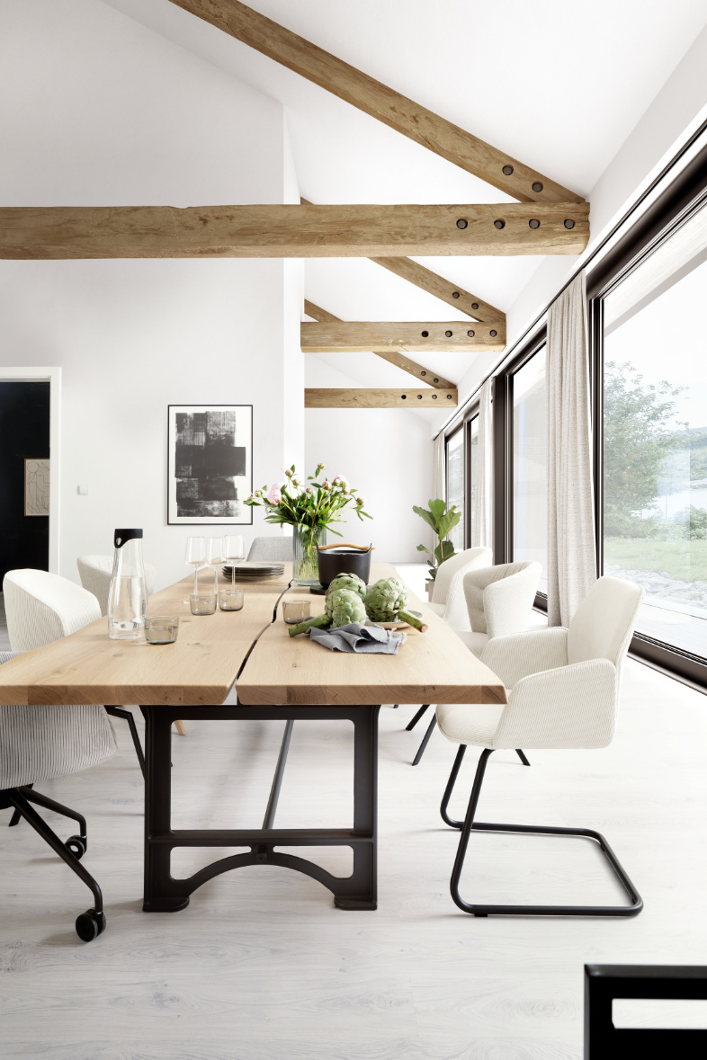 Weißewandfarbe für ein helles Esszimmer SCHÖNER WOHNEN-Weiß