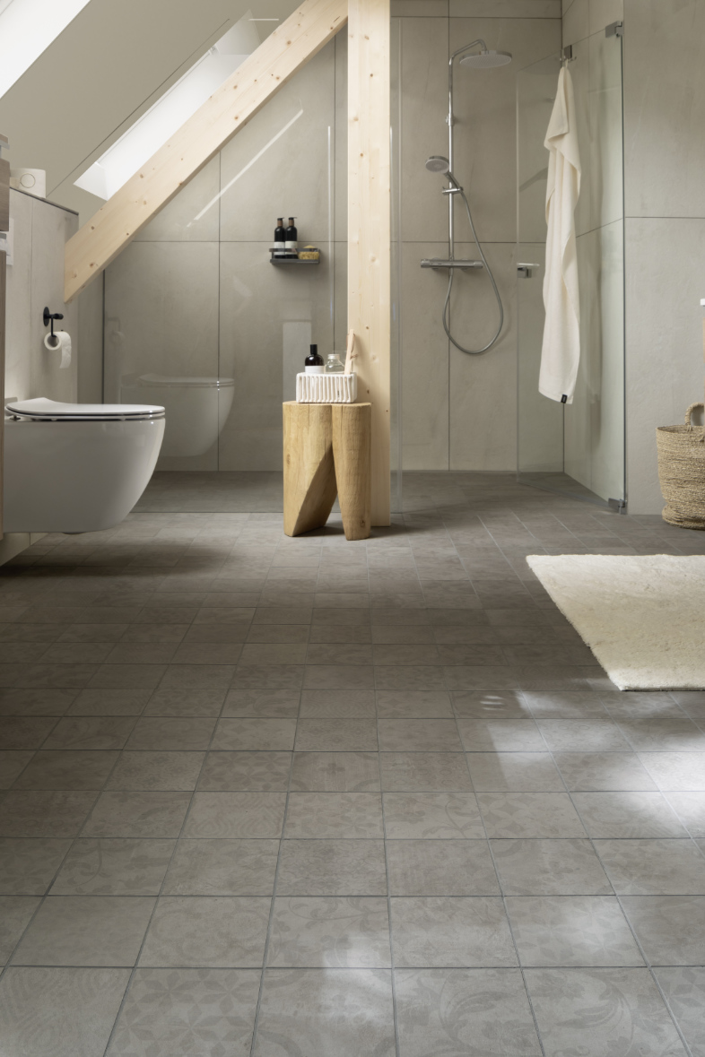 Wand-WC und Boden-Fliesen SCHOENER_WOHNEN_Bad Landliebe