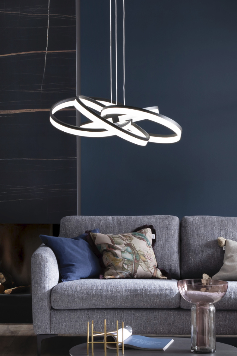 Pendelleuchte LOOP im Wohnzimmer SCHÖNER WOHNEN-Leuchten
