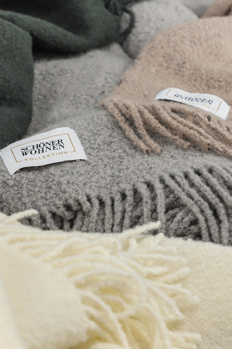 Decken für den Sofa SCHÖNER WOHNEN-Herbsttextilien